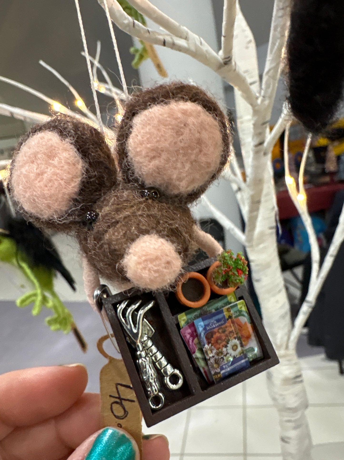 Mouse House Friends & Co.