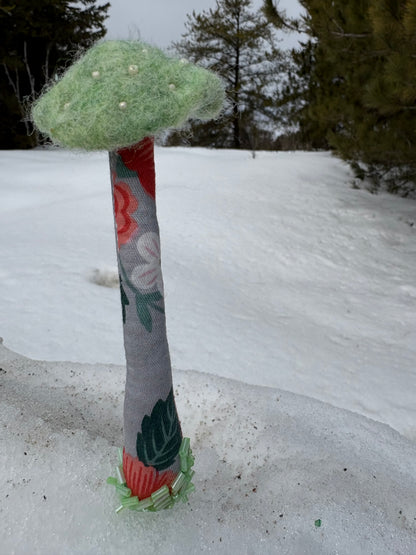 Mushroom 🍄 Plant Spikes