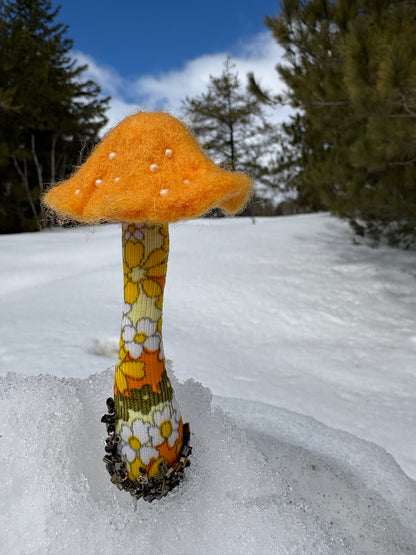 Mushroom 🍄 Plant Spikes